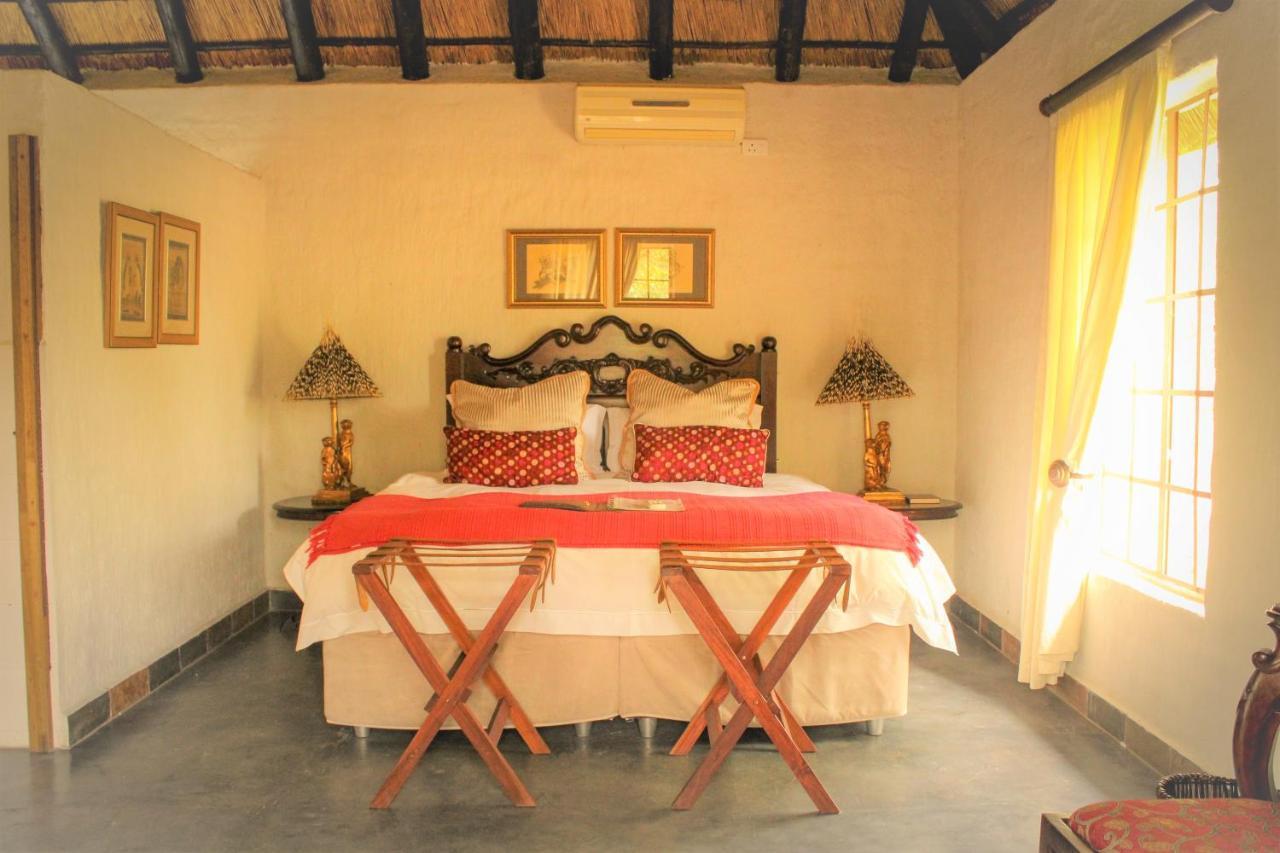 Shikwari Suites Hoedspruit Bagian luar foto
