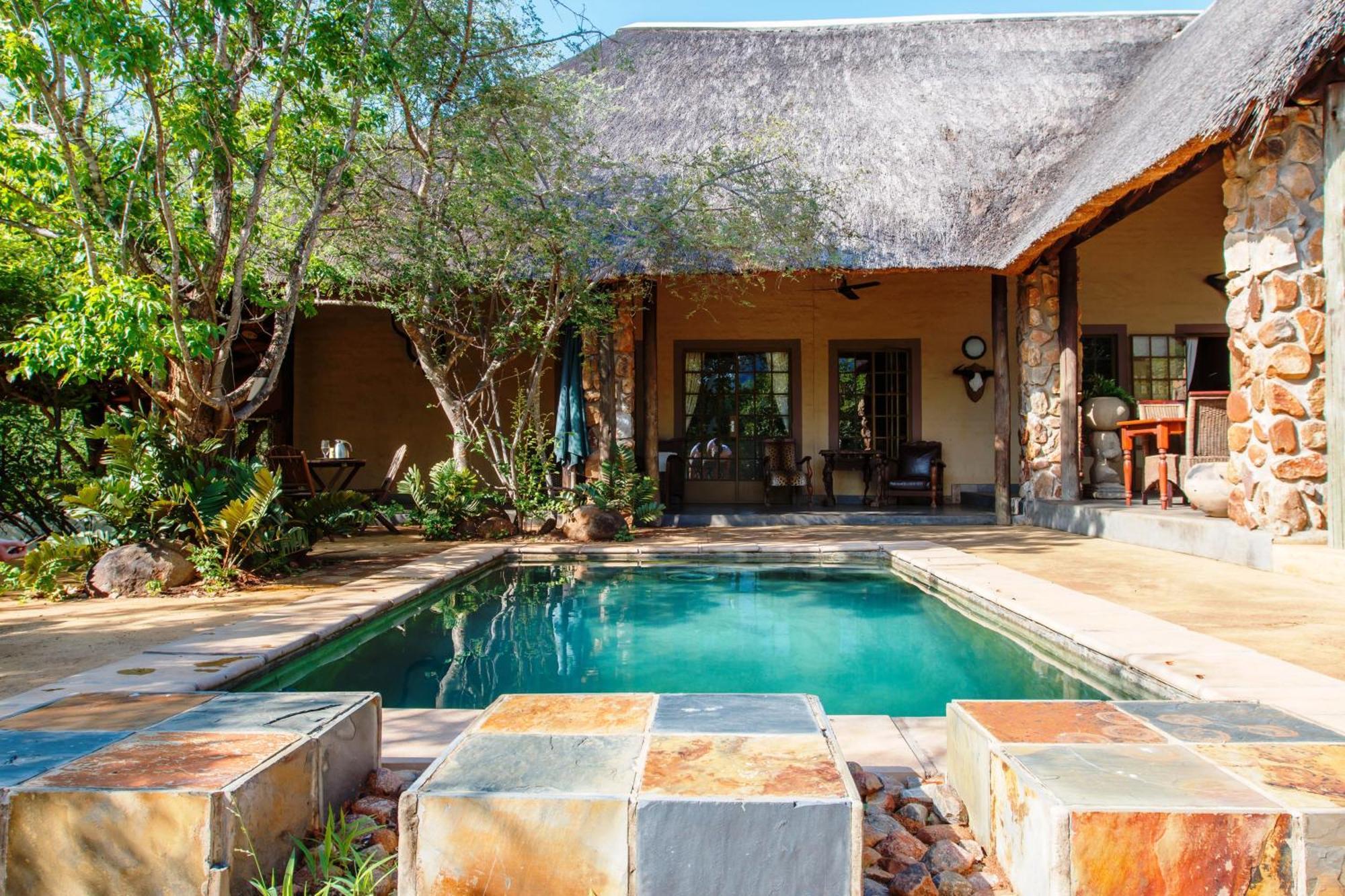 Shikwari Suites Hoedspruit Bagian luar foto