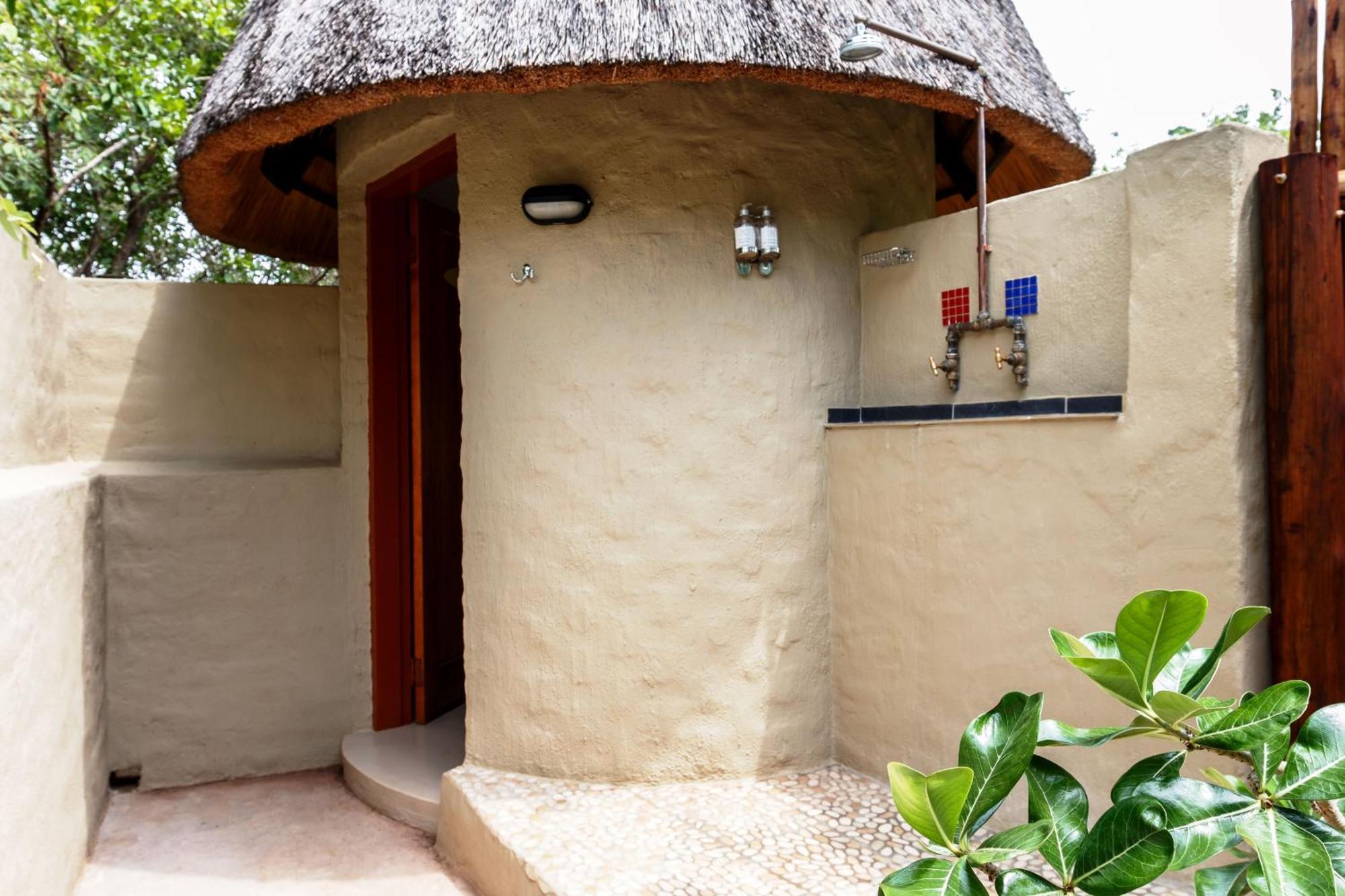 Shikwari Suites Hoedspruit Bagian luar foto