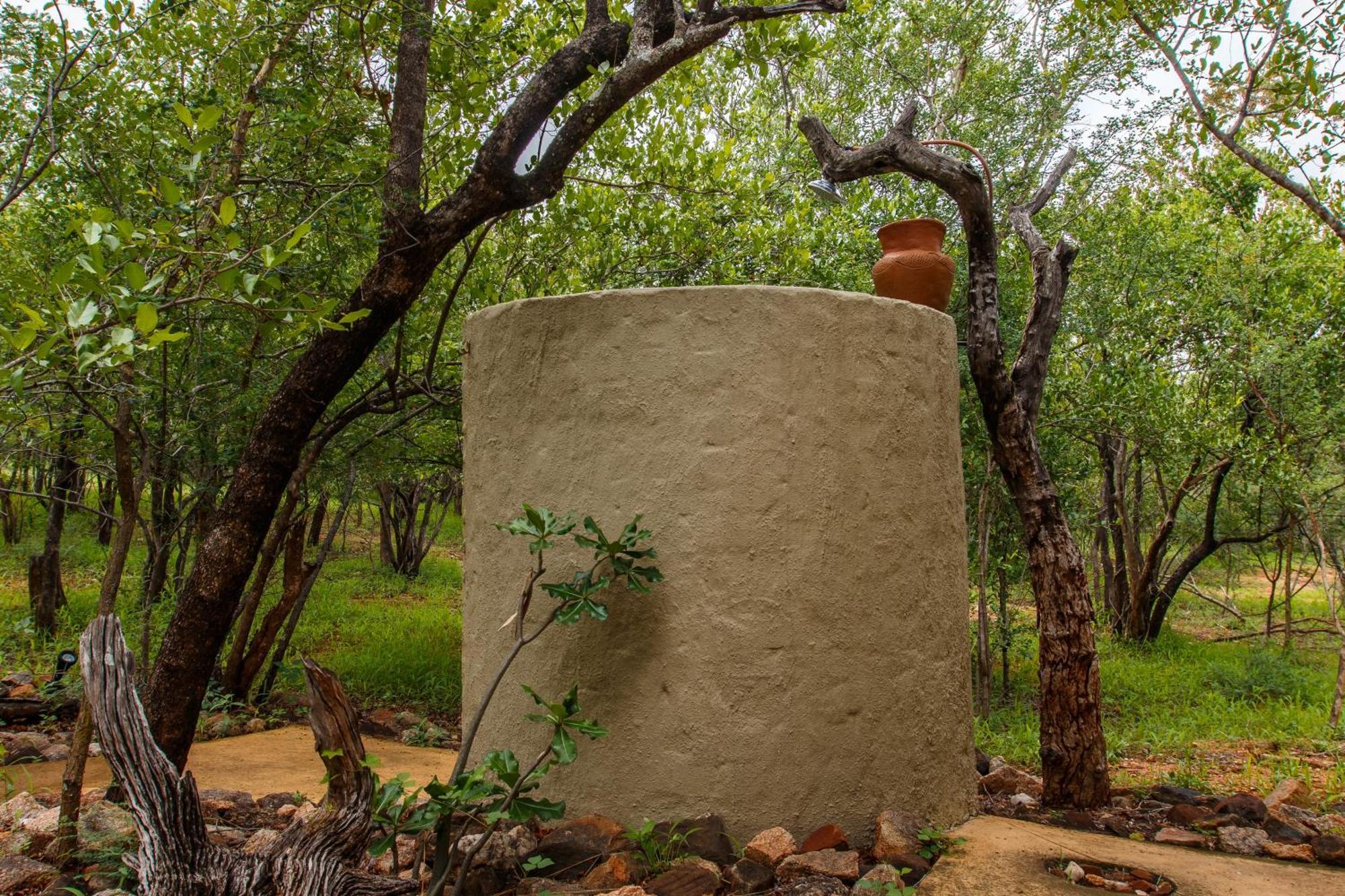 Shikwari Suites Hoedspruit Bagian luar foto